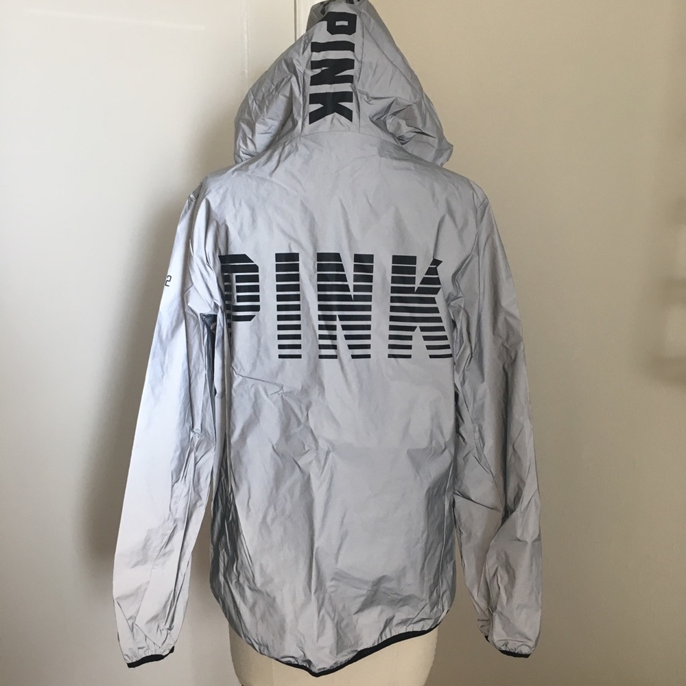 VS PINK anorak